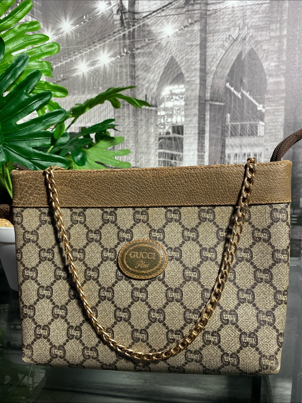 Authentic Gucci GG Plus Vintage Pouch Clutch bag - Picture 3 of 16